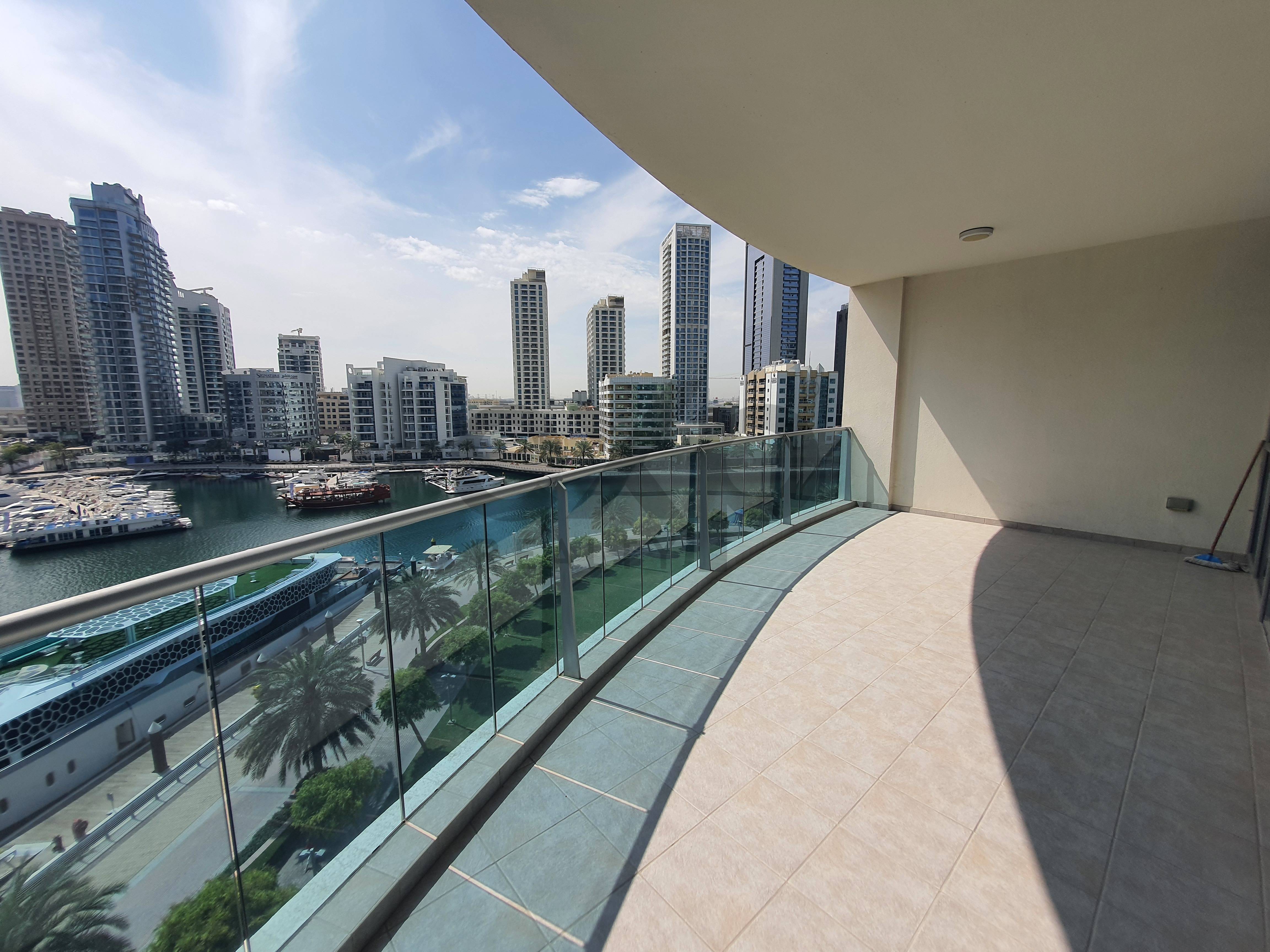 Apartment for sale in Dubai, Dubai Marina, Dubai, 2244 ft²