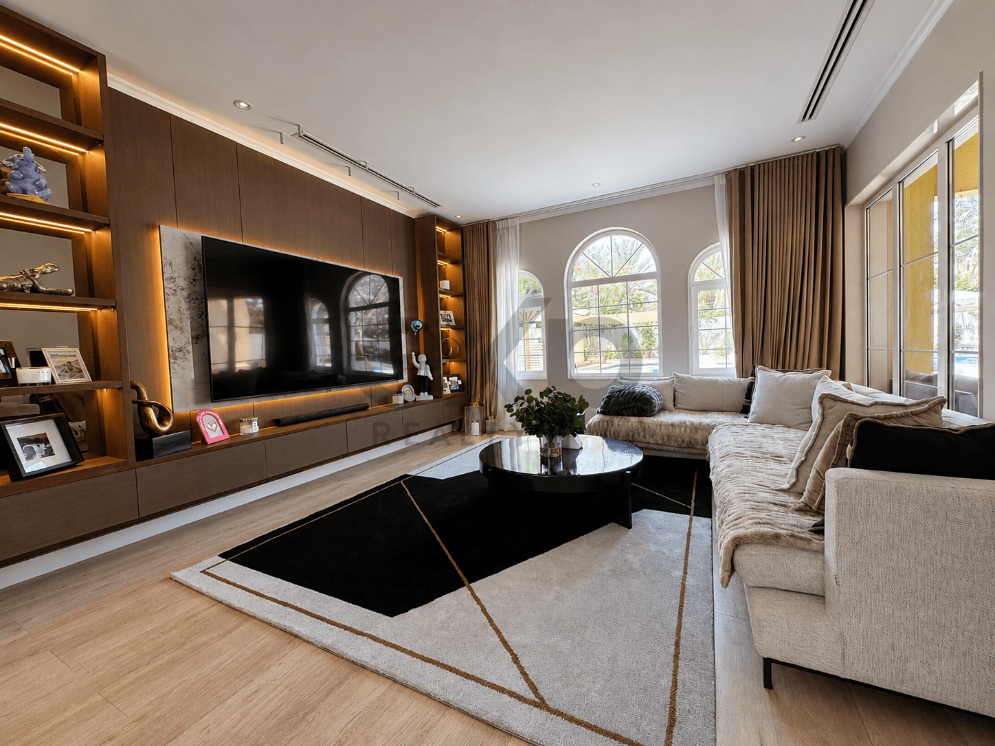 Upgraded | Corner | 8k Plot | VOT