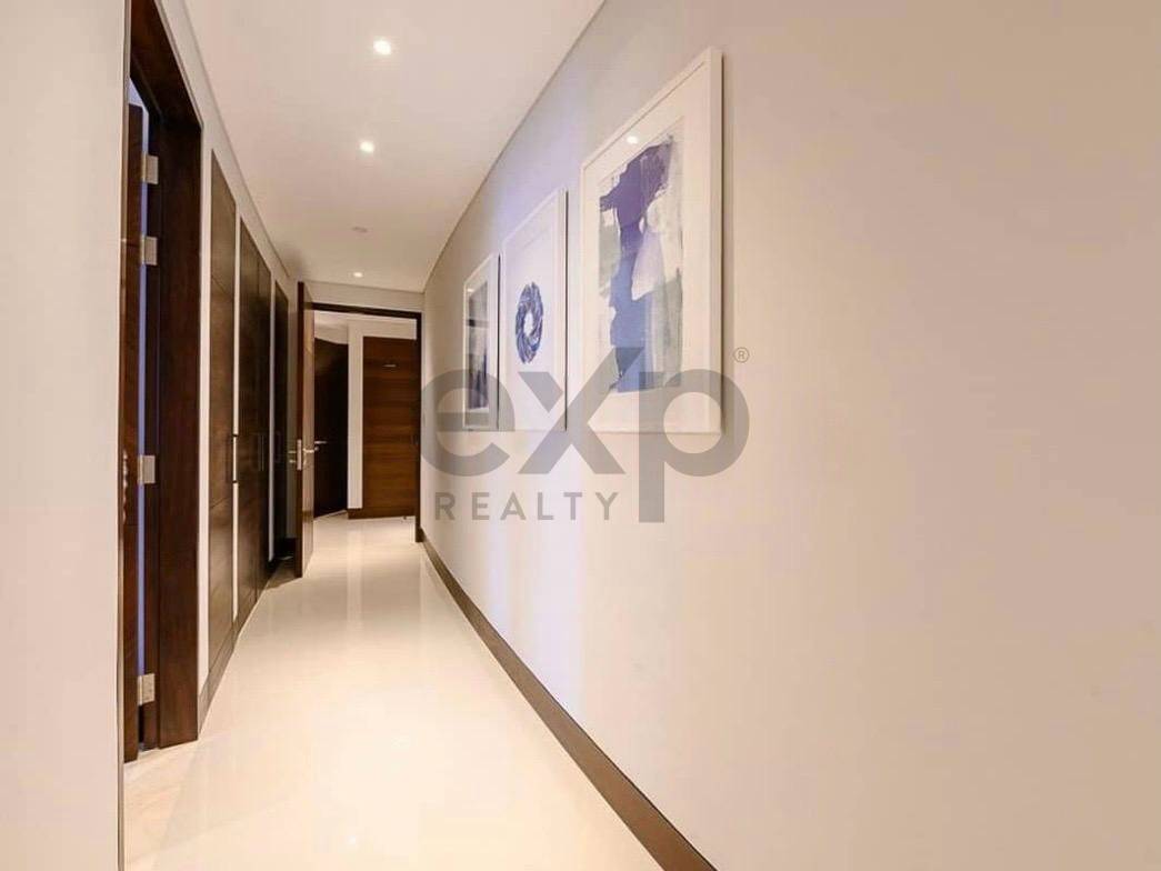 Apartment for sale in Dubai, Downtown Dubai, Dubai, 2438 ft²