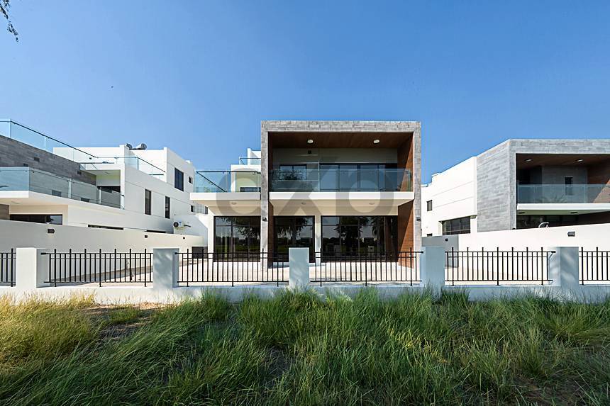 Huge Layout | Golf Course Views | 5 Bedrooms