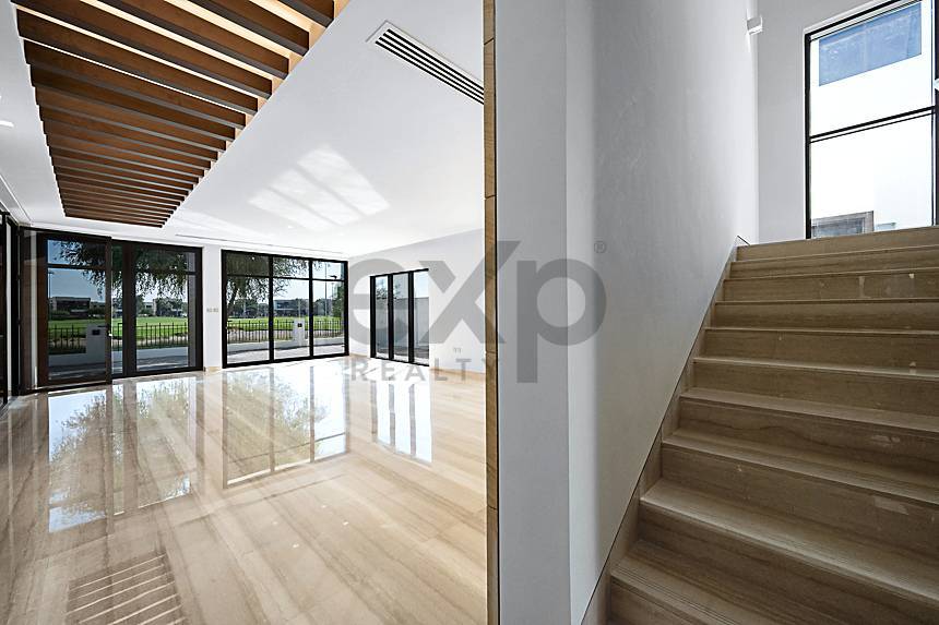 Huge Layout | Golf Course Views | 5 Bedrooms 4