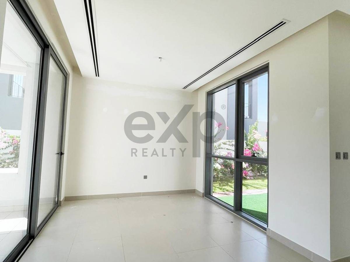 Villa for sale in Dubai, Dubai Hills Estate, Dubai, 3100 ft²