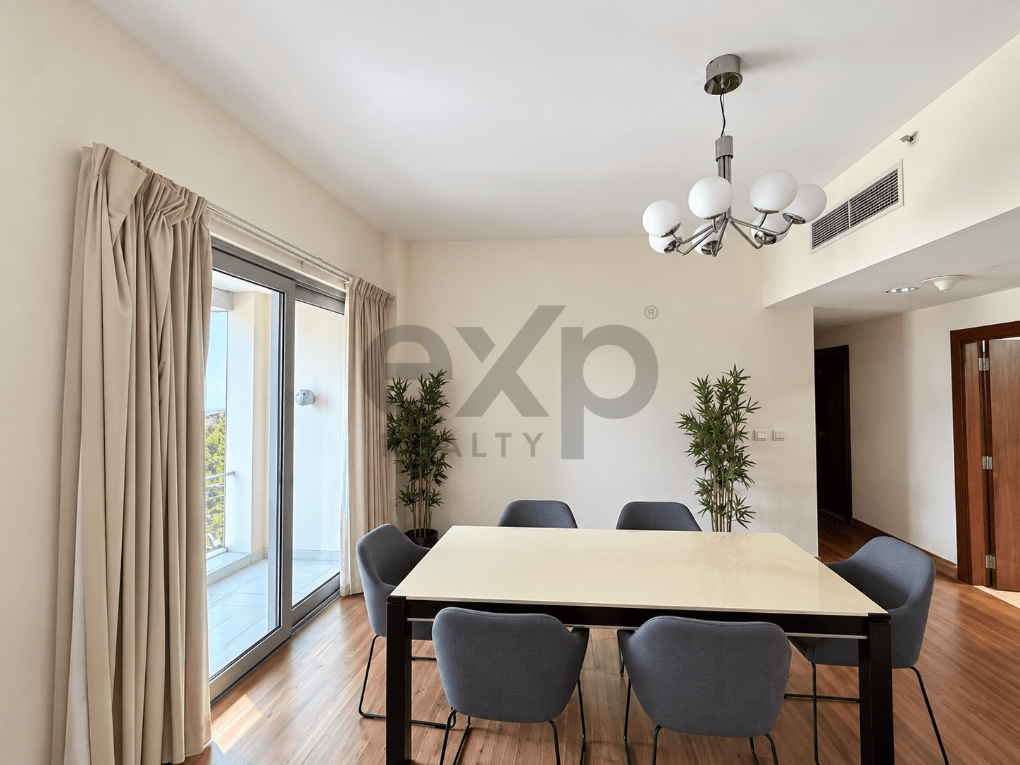 شقة for sale in Dubai, Business Bay, Dubai, 1939 ft²