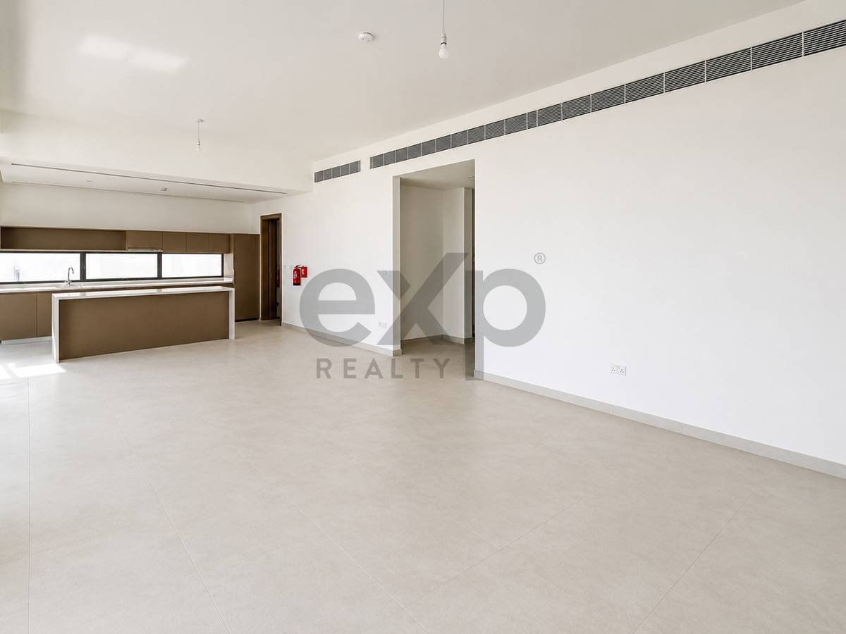Villa for sale in Dubai, Al Furjan, Dubai, 6312 ft²