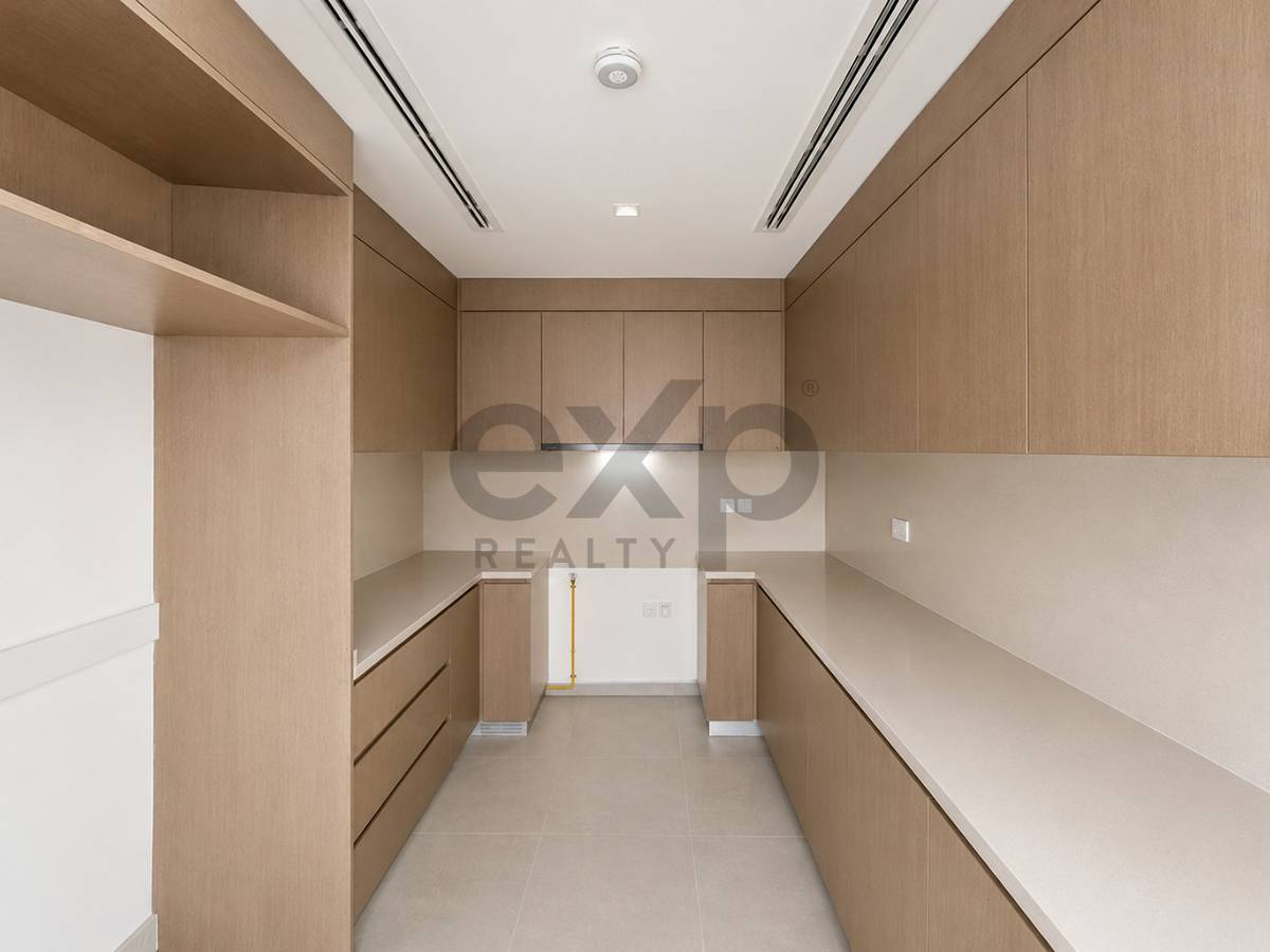 Villa for sale in Dubai, Al Furjan, Dubai, 6312 ft²