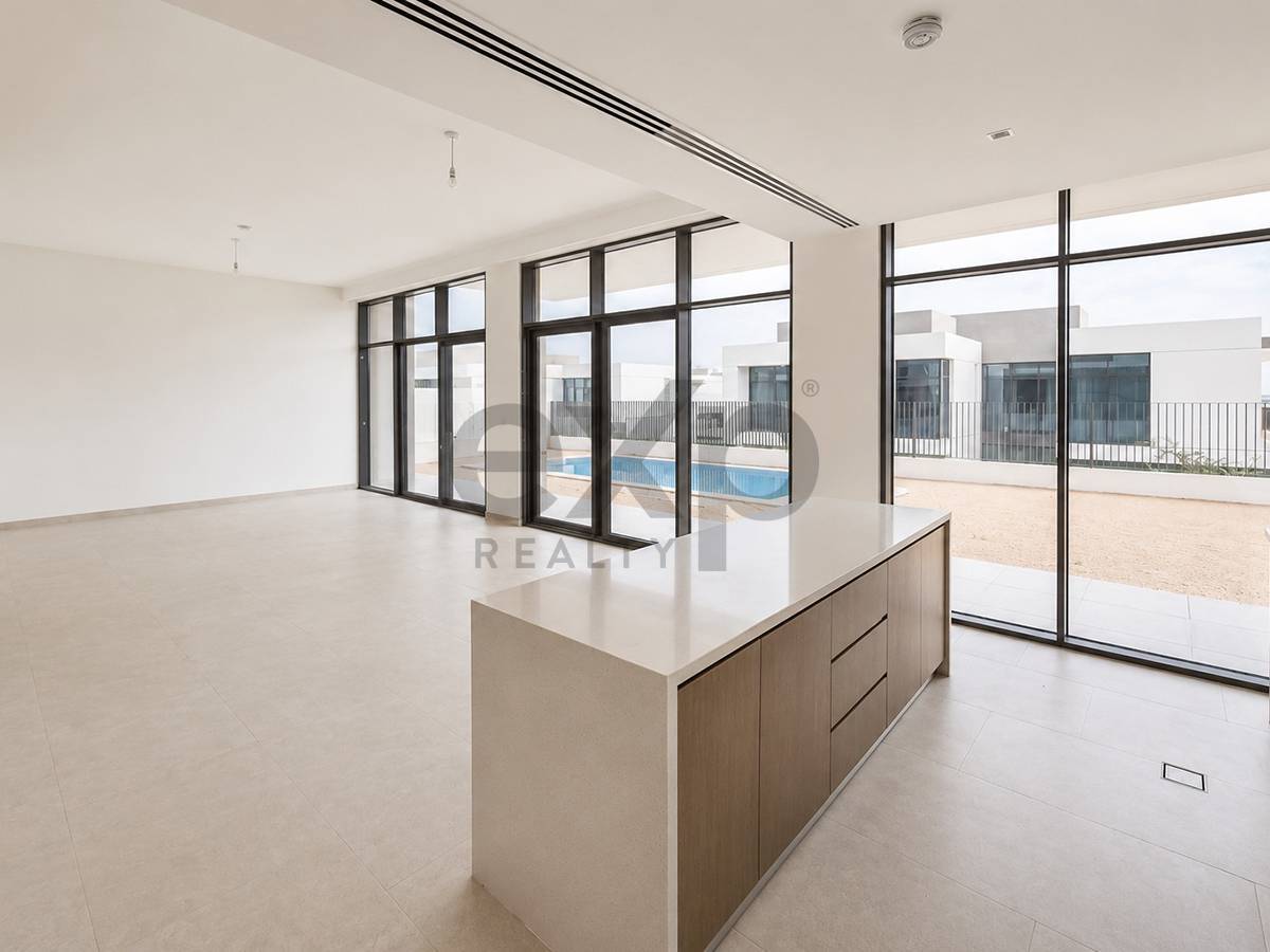 Villa for sale in Dubai, Al Furjan, Dubai, 6312 ft²