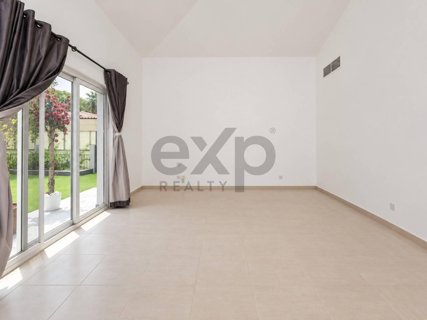 VILLA for sale in Dubai, Green Community, Dubai, 9419 ft²