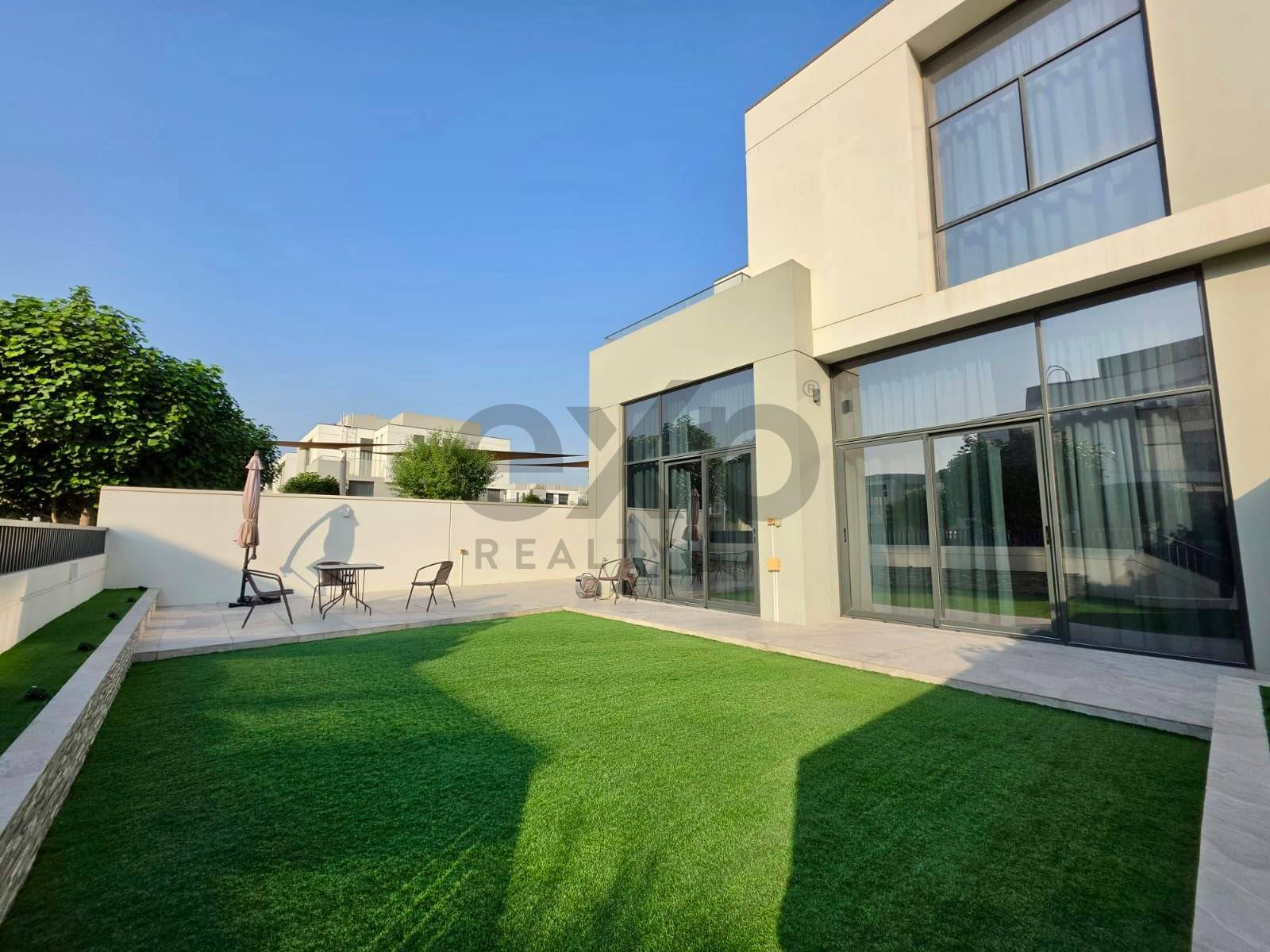 Townhouse for sale in Dubai, Al Furjan, Dubai, 3616 ft²