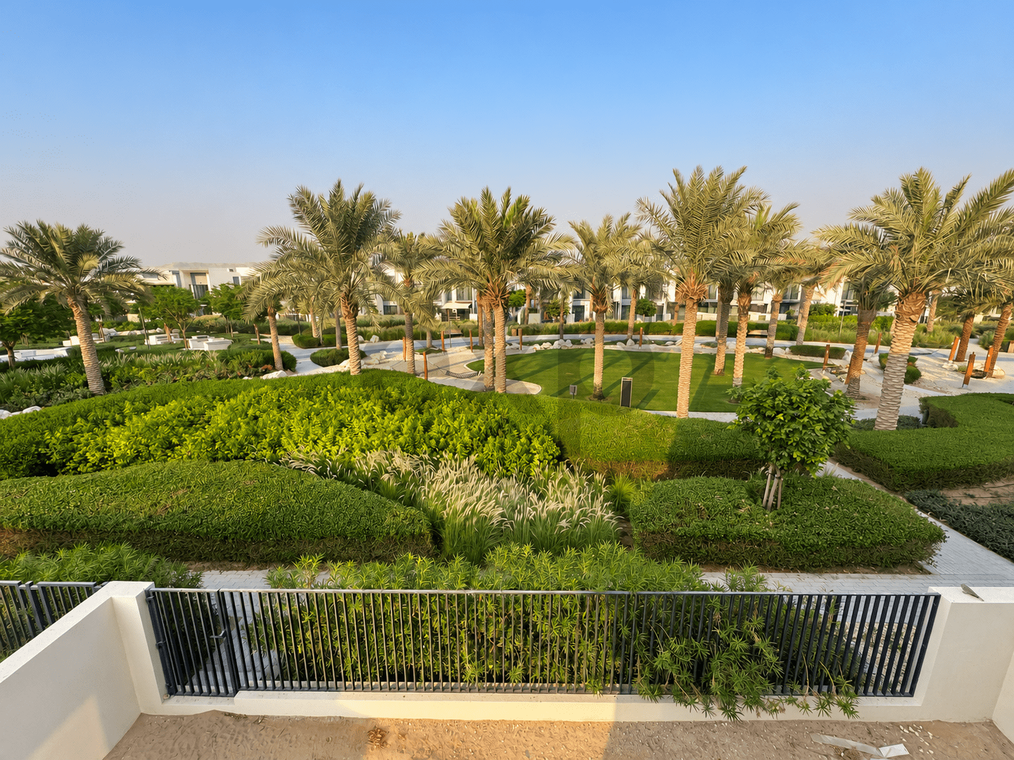 منزل متلاصق for sale in Dubai, The Valley, Dubai, 2251 ft²