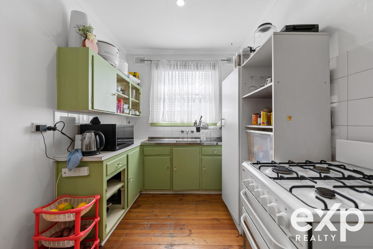 Residential for sale in Davoren Park, 19 Rowe Street, Davoren Park SA 5113, 581 m²