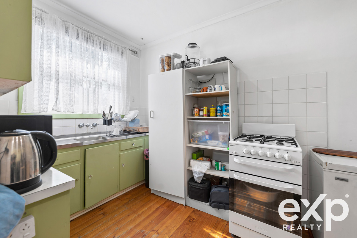 Residential for sale in Davoren Park, 19 Rowe Street, Davoren Park SA 5113, 581 m²