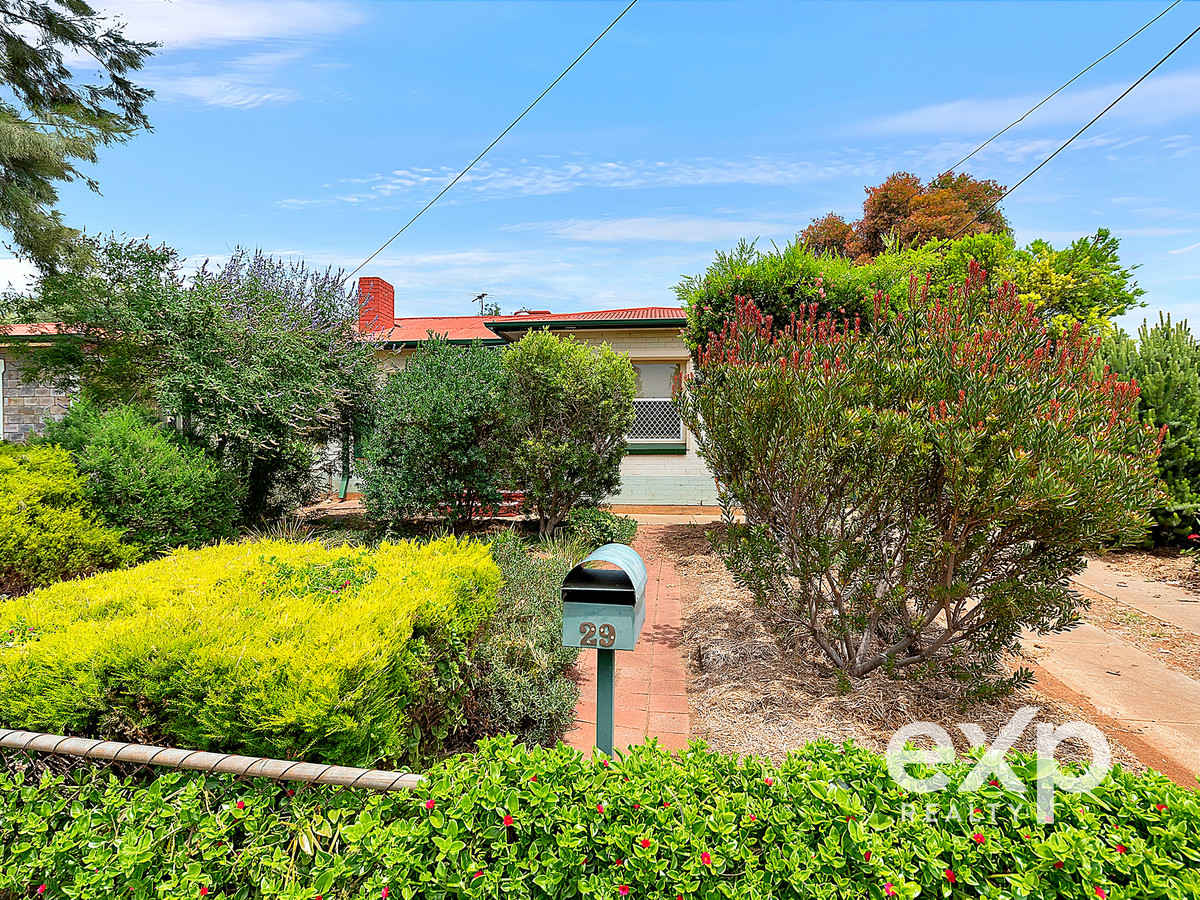 Residential for sale in Davoren Park, 29 Yarnbrook Street, Davoren Park SA 5113, 496 m²