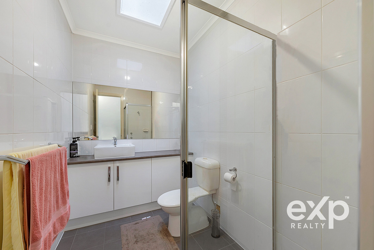 Residential for sale in Mawson Lakes, 37 Caswell Circuit, Mawson Lakes SA 5095