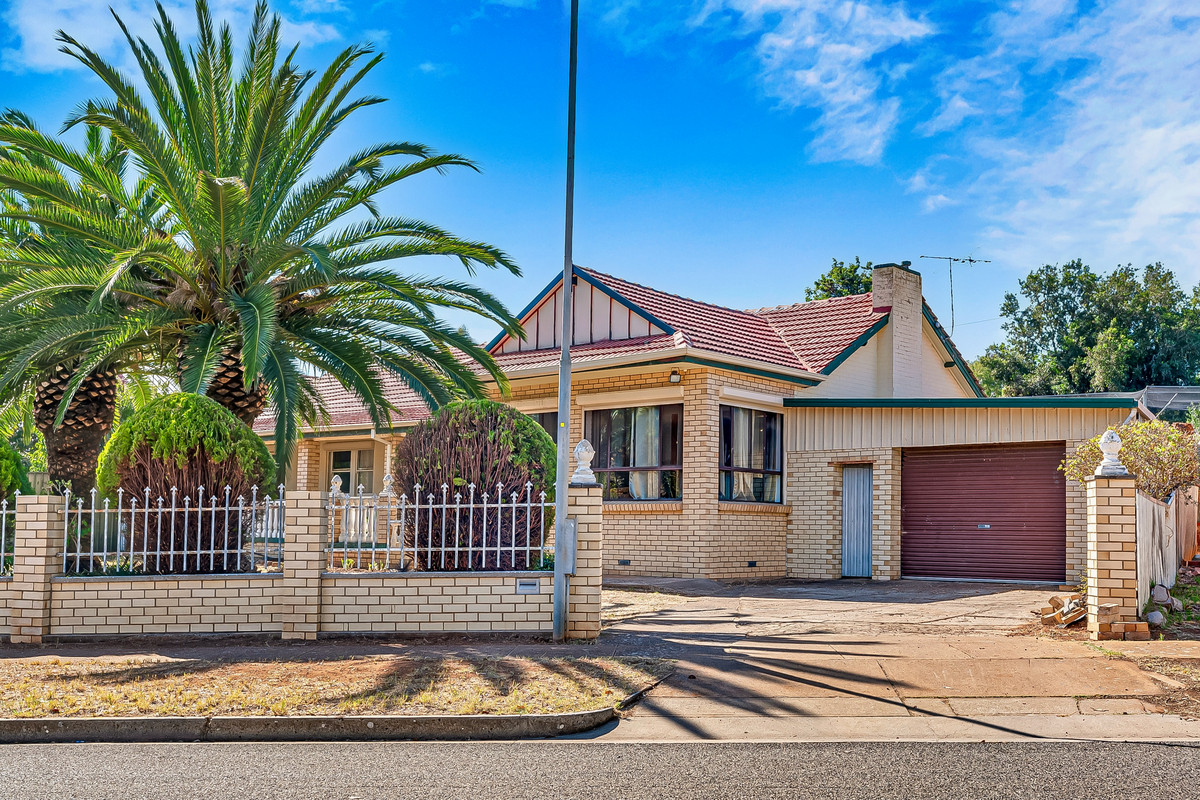 Residential for sale in Elizabeth East, 10 Thornton Street, Elizabeth East SA 5112, 1096 m²