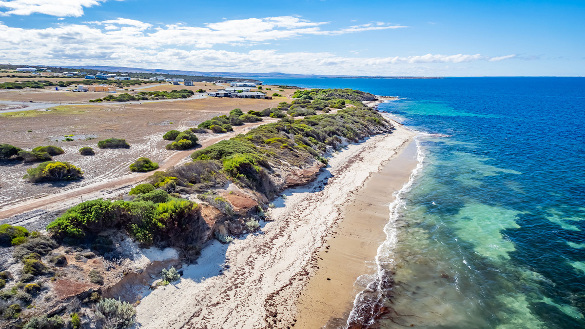 Land for sale in Point Boston, 69 East Parade, Point Boston SA 5607, 666 m²