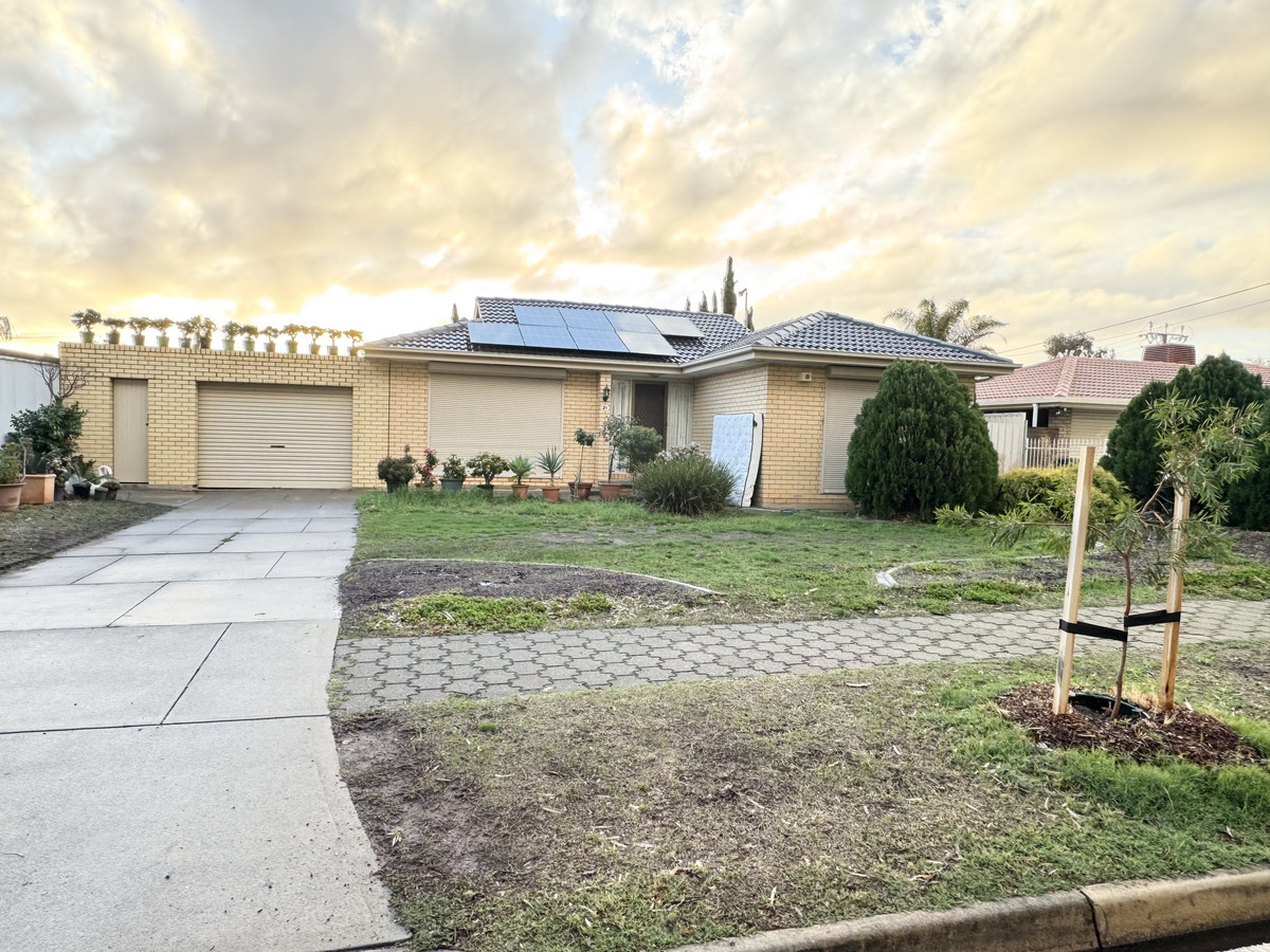 Residential for sale in Parafield Gardens, 21 Blyth Avenue, Parafield Gardens SA 5107, 711 m²