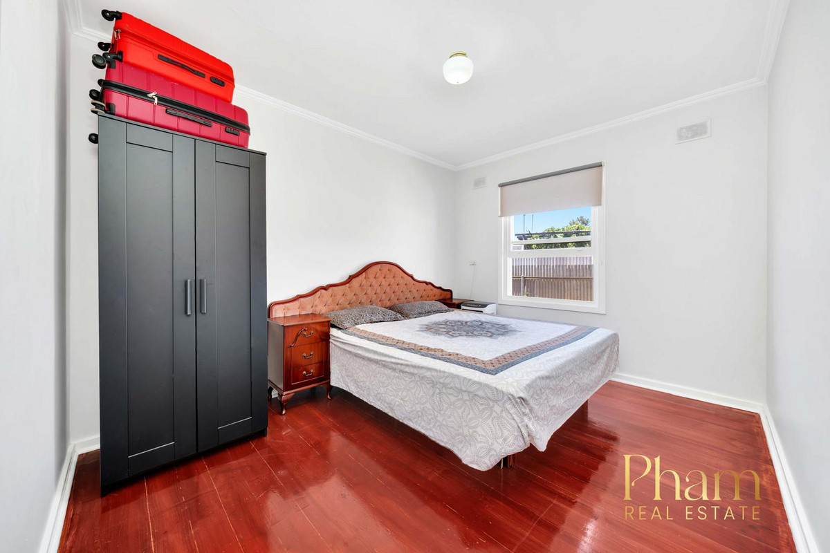 Residential for sale in Salisbury North, 5 Chamberlain Street, Salisbury North SA 5108, 458 m²