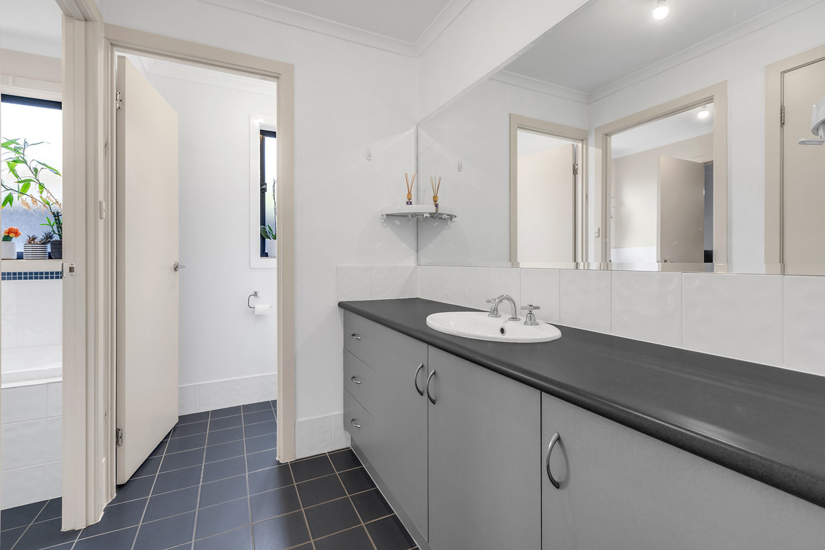Residential for sale in Munno Para West, 9 Melaleuca Street, Munno Para West SA 5115, 300 m²