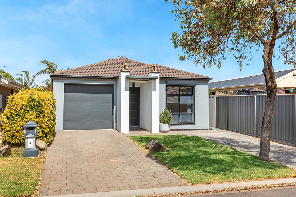 Residential for sale in Munno Para West, 9 Melaleuca Street, Munno Para West SA 5115, 300 m²