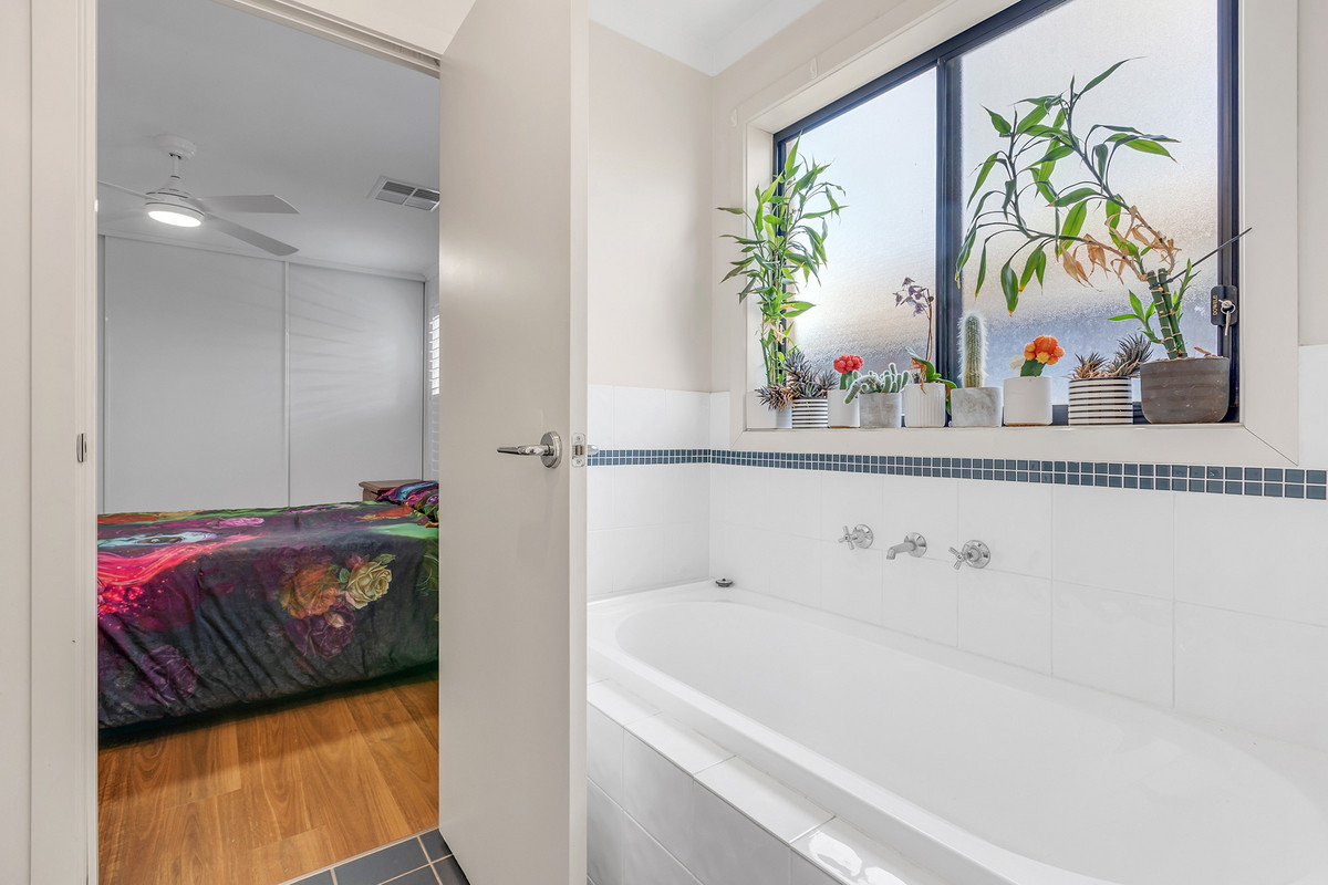 Residential for sale in Munno Para West, 9 Melaleuca Street, Munno Para West SA 5115, 300 m²