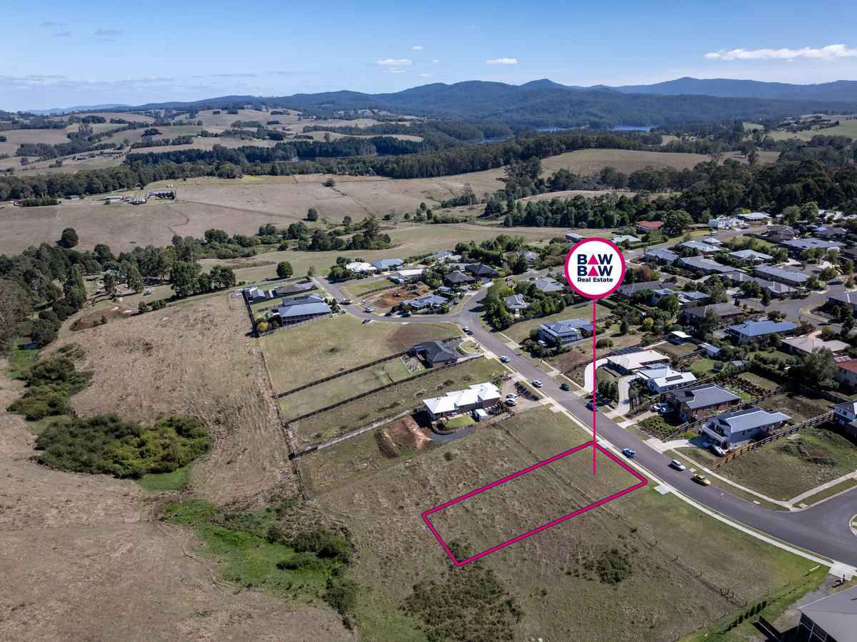 Elevated Living Awaits – 1388m² Titled Block with Views & Services Available