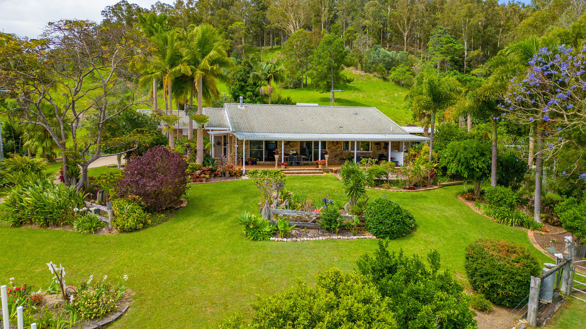 Rural Living Redefined-Just 15 Minutes from Gympie.