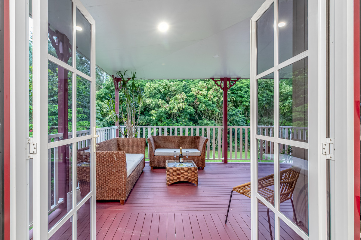 Dual Living - 2.5 Acres - Permanent Water