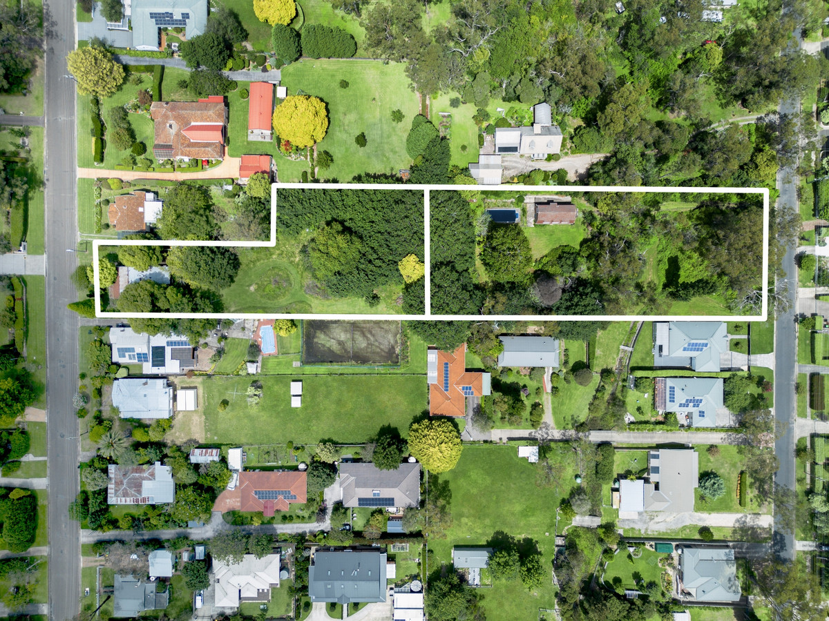 A rare large 3007m2 block with option for a further 4047m2 block adjoining.