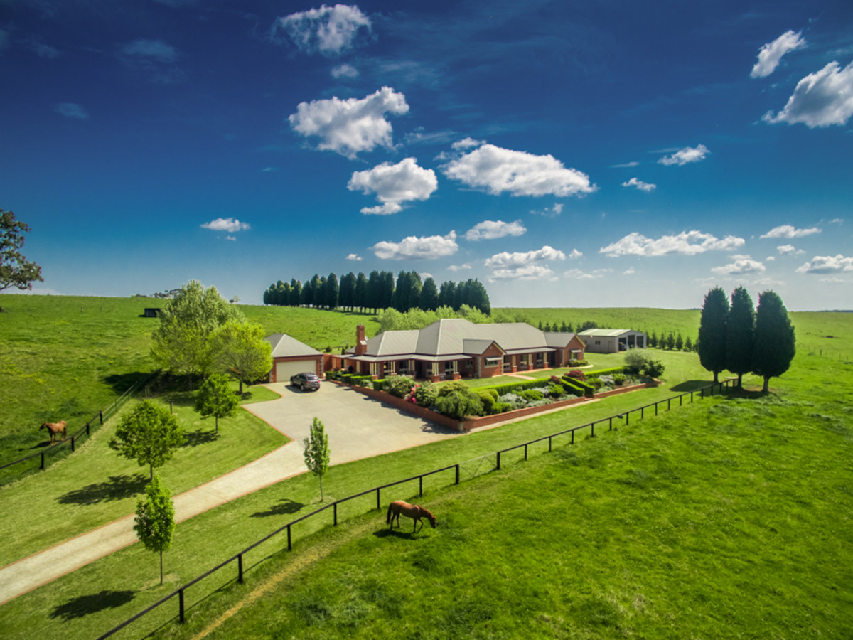 Cardington Park  -  Two homes, Superb basalt acreage, prime Bowral location