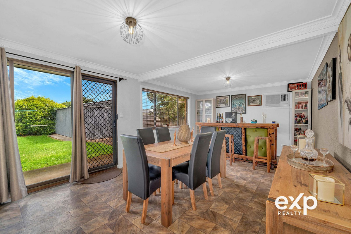 Spacious Family Home with 18.4m Frontage & Commercial Potential (STCC)
