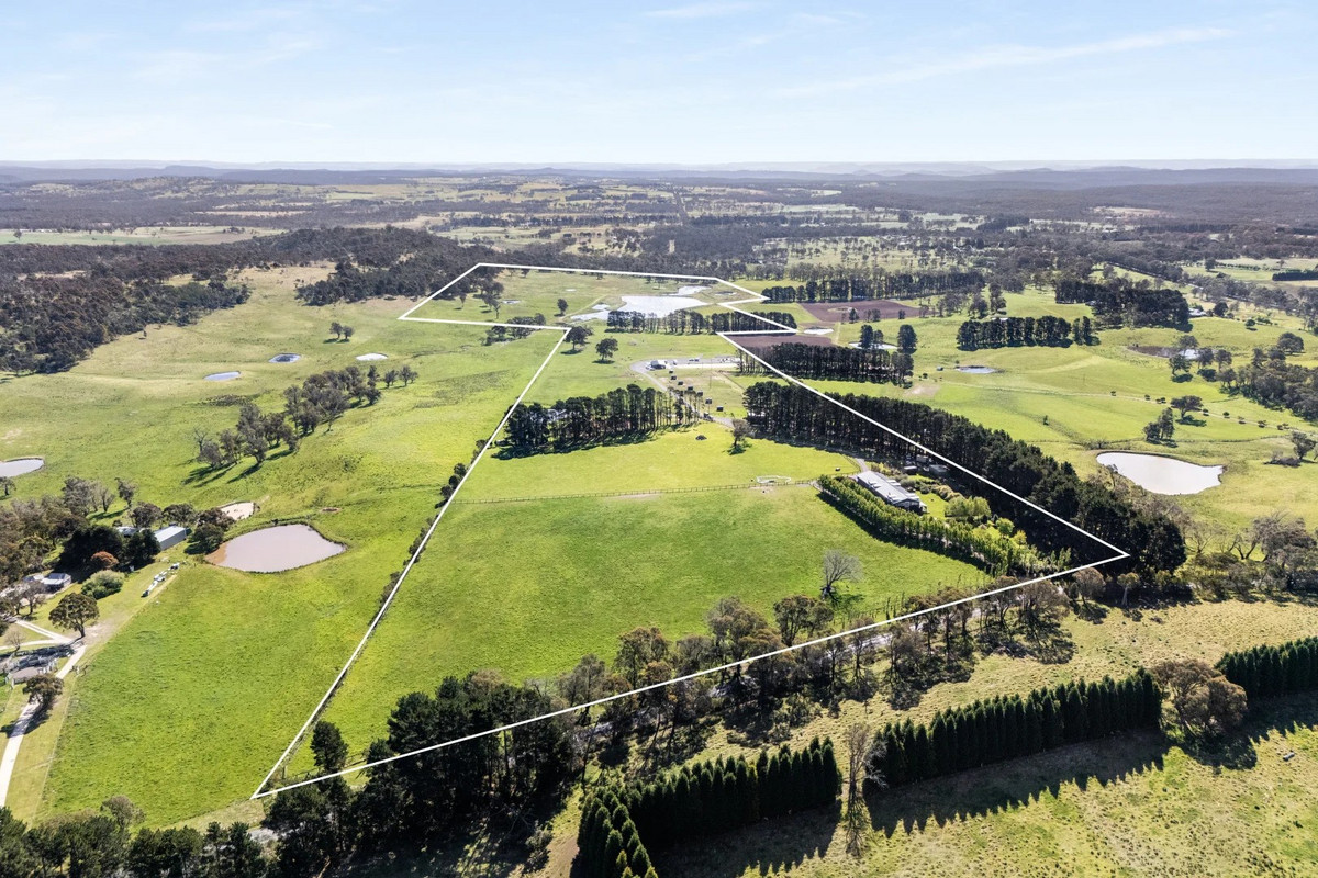 Rural lifestyle with Equestrian and events infrastructure!