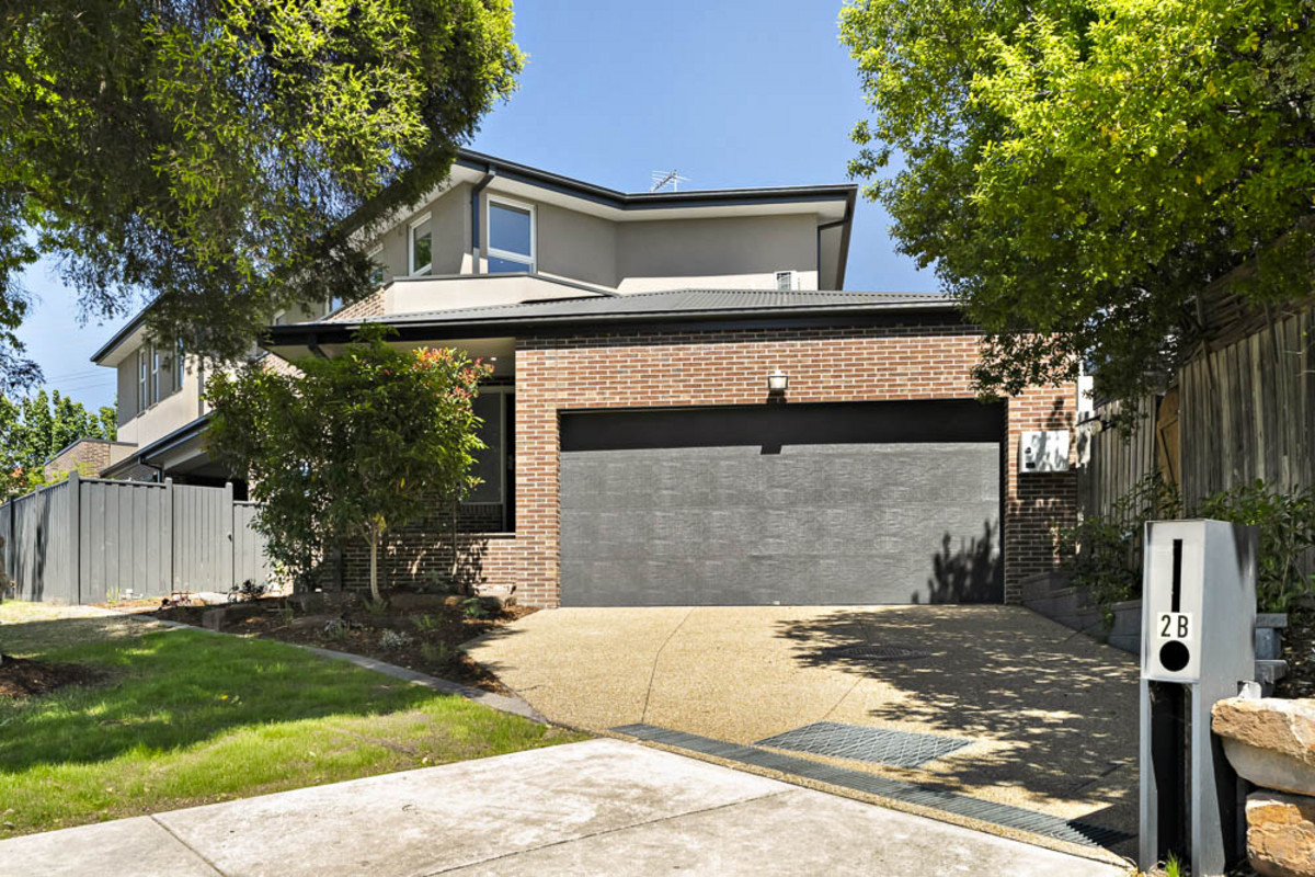 Style & Space in a Quiet Pocket of Donvale.