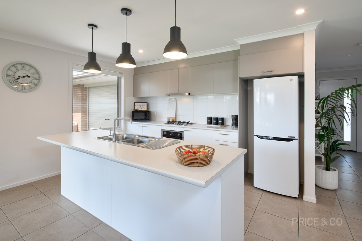 Modern Family Living in a Quiet, Convenient Dalyston Pocket