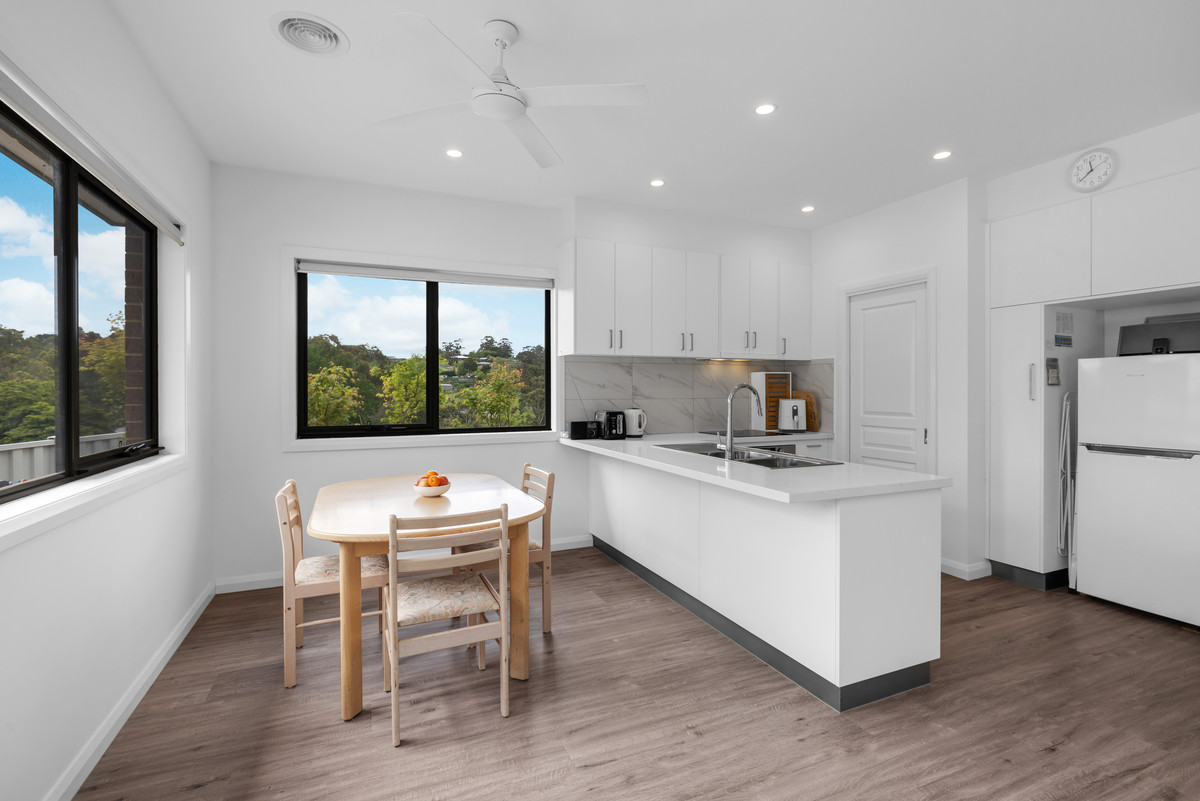 Modern Comfort Close To Town