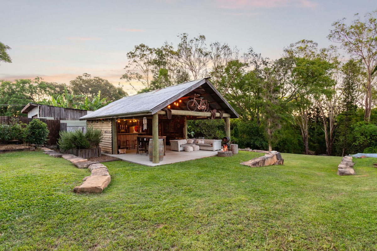 Residential for sale in Tivoli, 24 Tantivy Street, Tivoli QLD 4305, 2137 m²