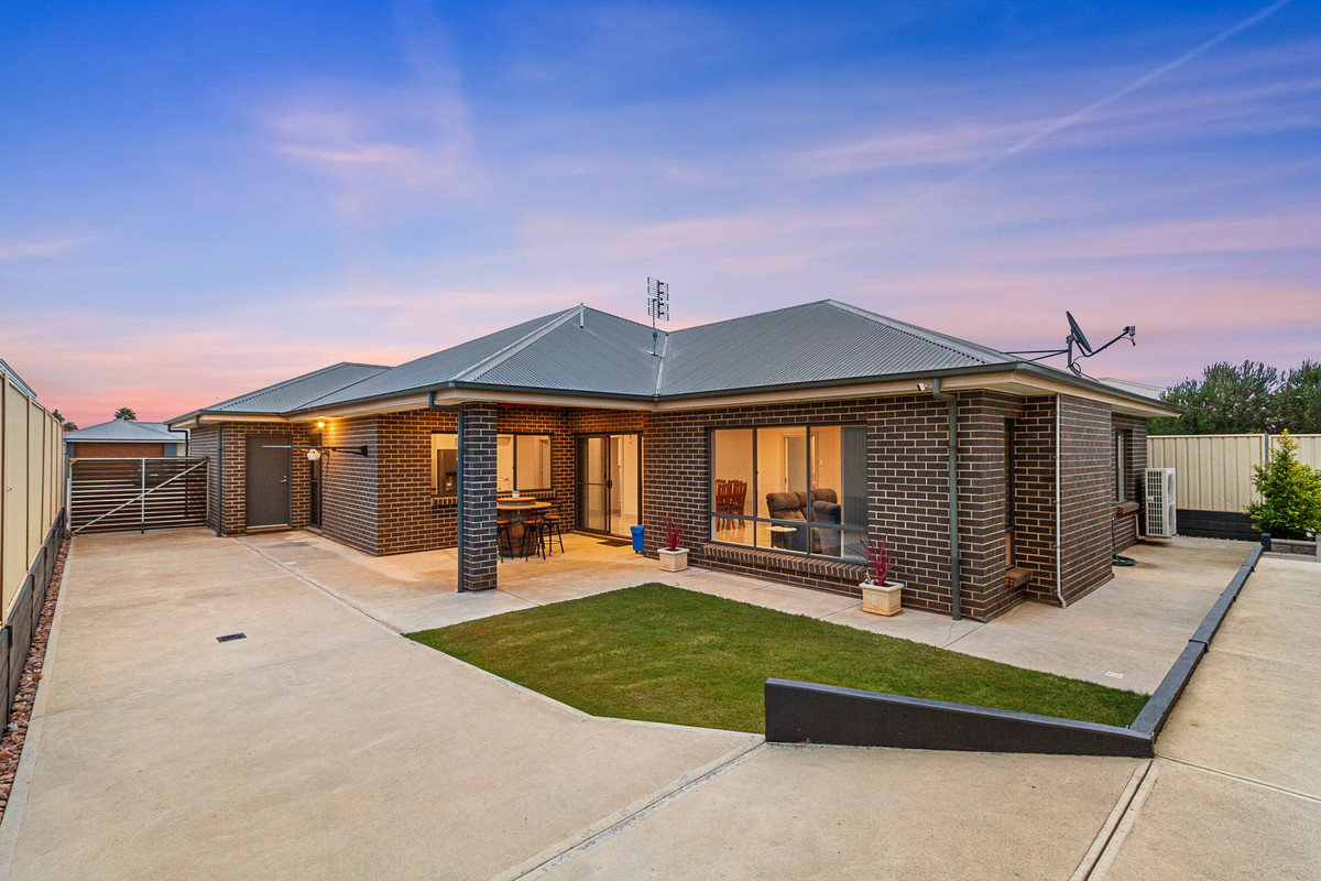 Residential for sale in Wallaroo, 7 Pommern Way, Wallaroo SA 5556, 675 m²