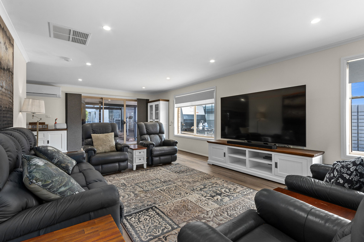 Residential for sale in Wallaroo, 16 Hamilton Street, Wallaroo SA 5556, 830 m²