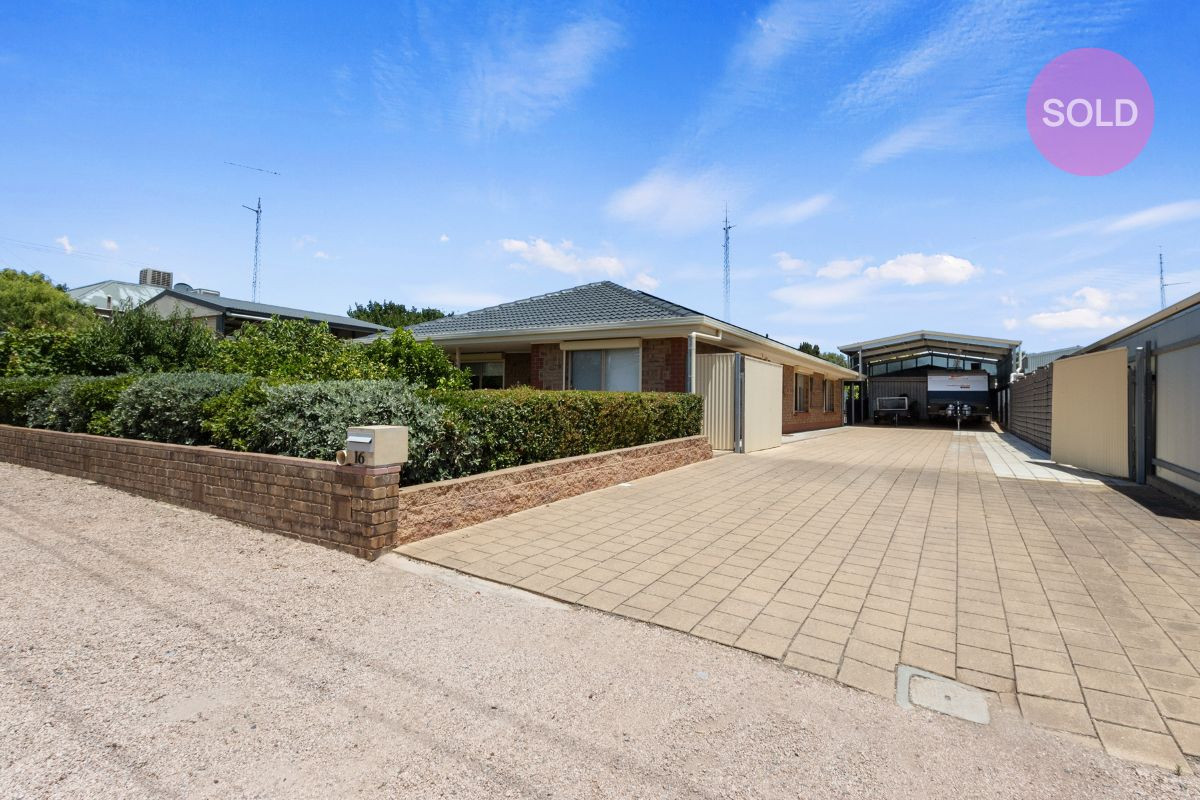 Residential for sale in Wallaroo, 16 Hamilton Street, Wallaroo SA 5556, 830 m²