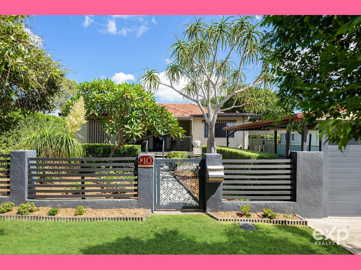 Unpack your family into 10 Sandeman Street!