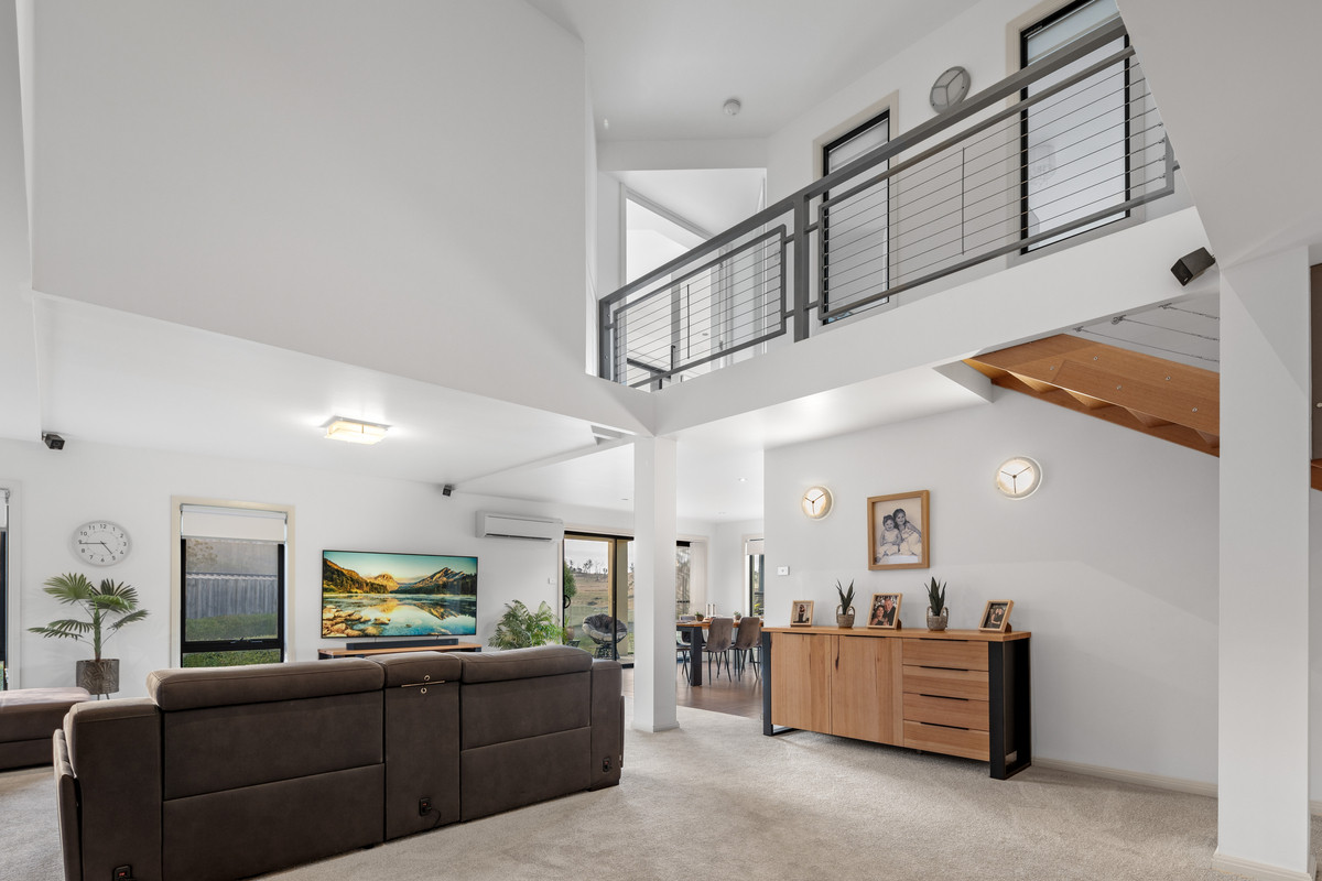 Riverside Lifestyle Retreat | 4 Bedrooms | 2 Bathrooms | 8-Car Garage | Pool | Extensive Shedding