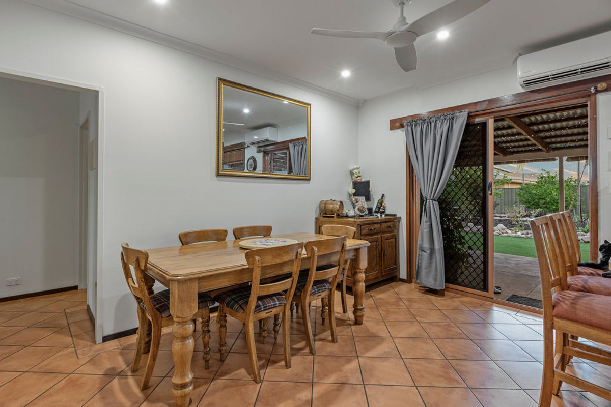 4 x 2 home with large shed!