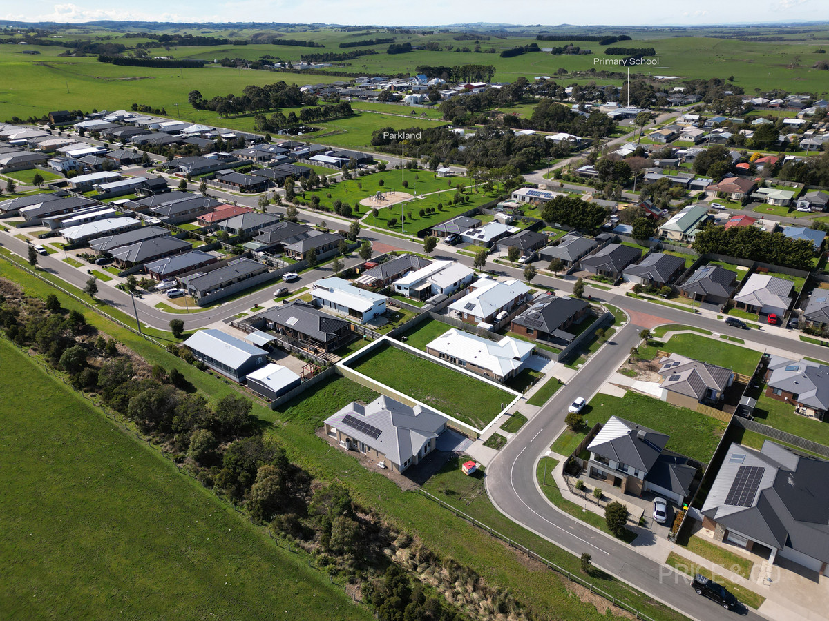 Land for sale in Dalyston, 8 Mccauley View, Dalyston VIC 3992, 568 m²