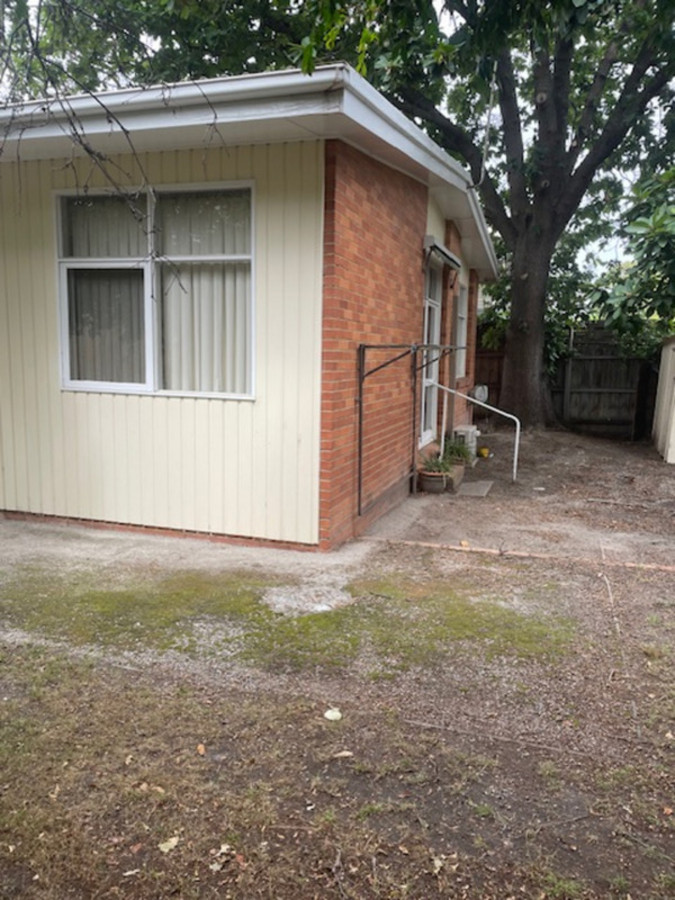 OPPORTUNITY KNOCKS - BLANK CANVAS