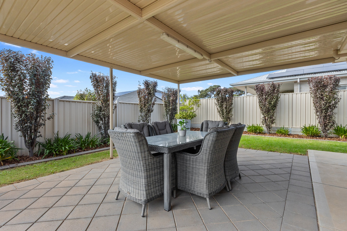 Marina Living with Comfort, Efficiency & Low-Maintenance Appeal