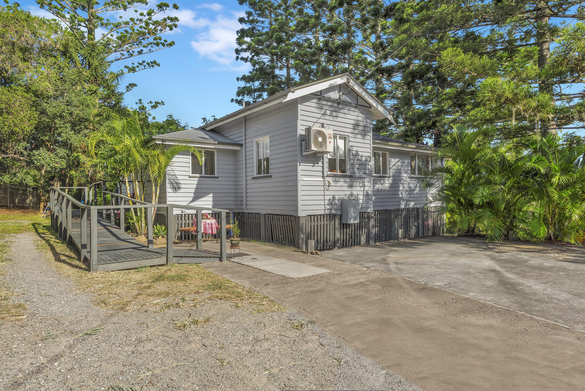 "UNDER OFFER" Dreamy Cottage in Dynamic Location