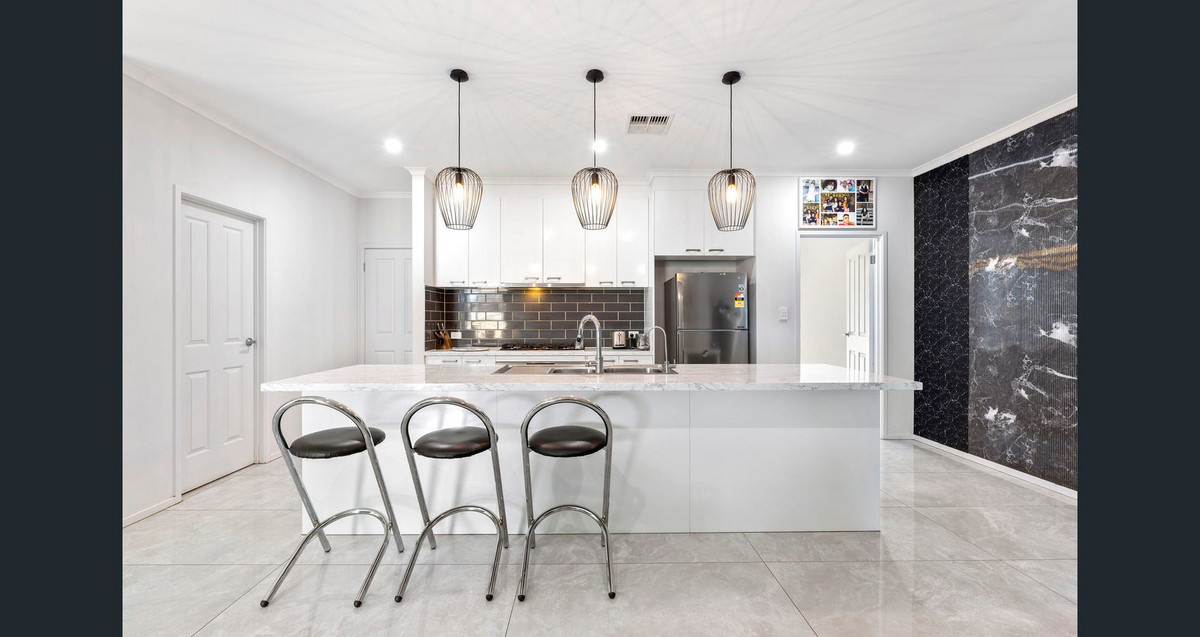 Stunning family living on a corner allotment in Virginia! 🌿 3 Fruin Close, Virginia SA