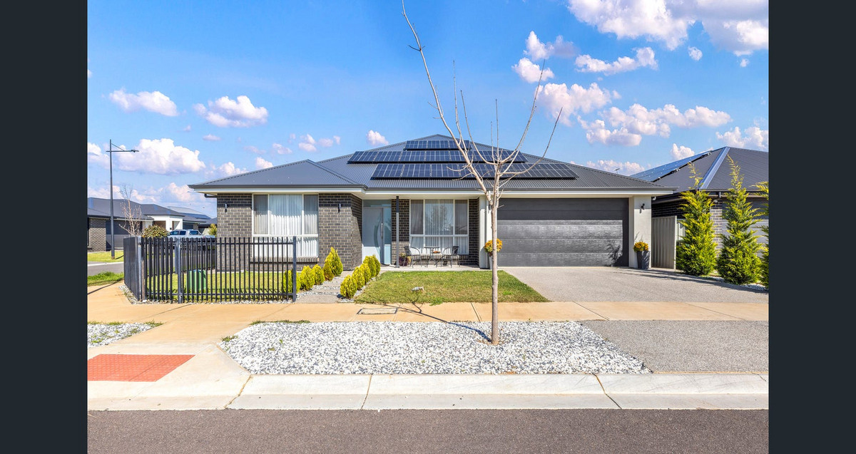 Stunning family living on a corner allotment in Virginia! 🌿 3 Fruin Close, Virginia SA