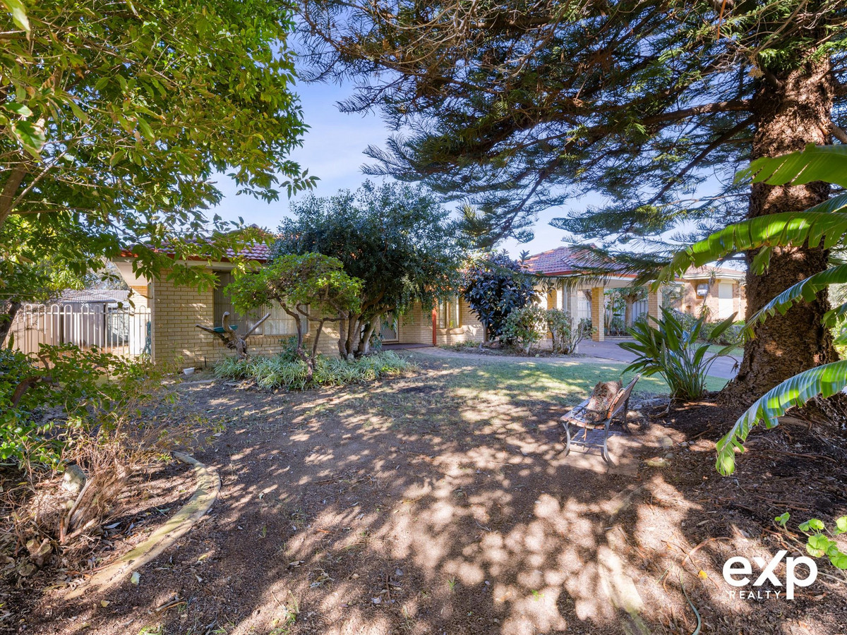 Relaxed Family Living in a Peaceful Pocket – Large Block, Perfect Location = Aussie Dream