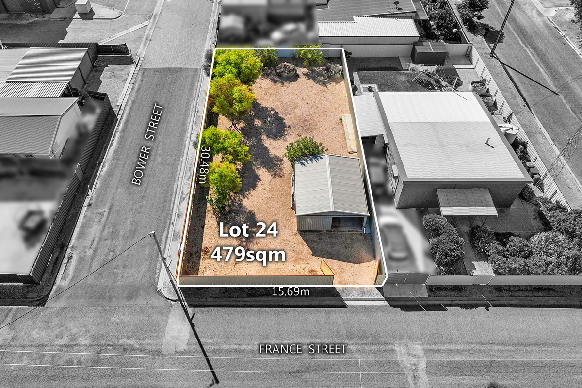 Central Wallaroo Corner Allotment with shed — Ready for Your Future Plans