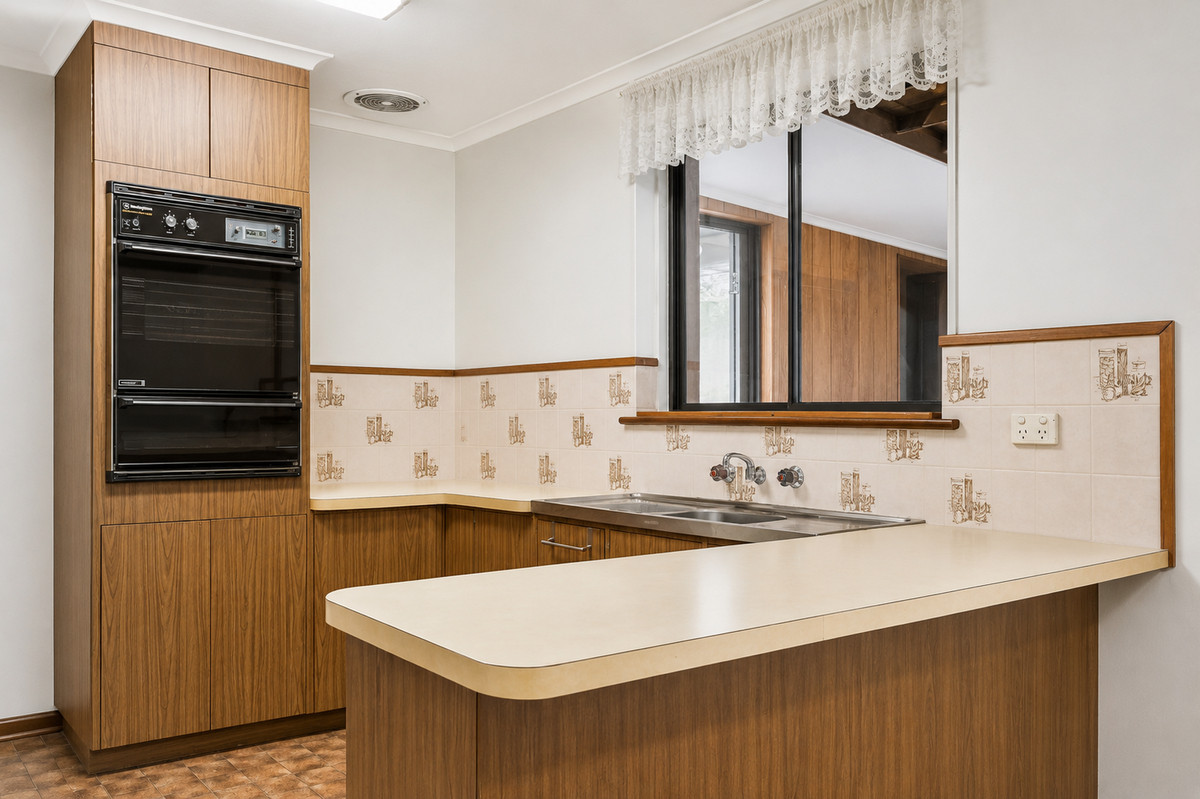 Freshly Renovated Home with Massive Workshop, Dual Driveway & Approx. 710sqm